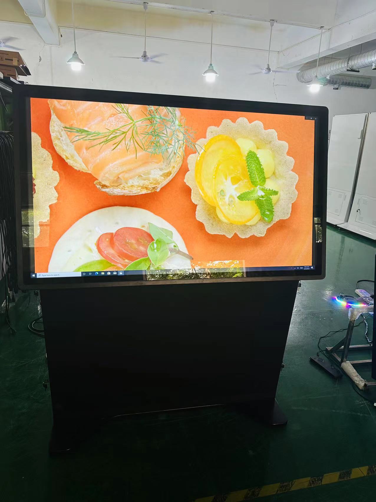 55inch Ngadeg tutul layar kiosk lcd Pcap monitor karo dibangun ing komputer i7